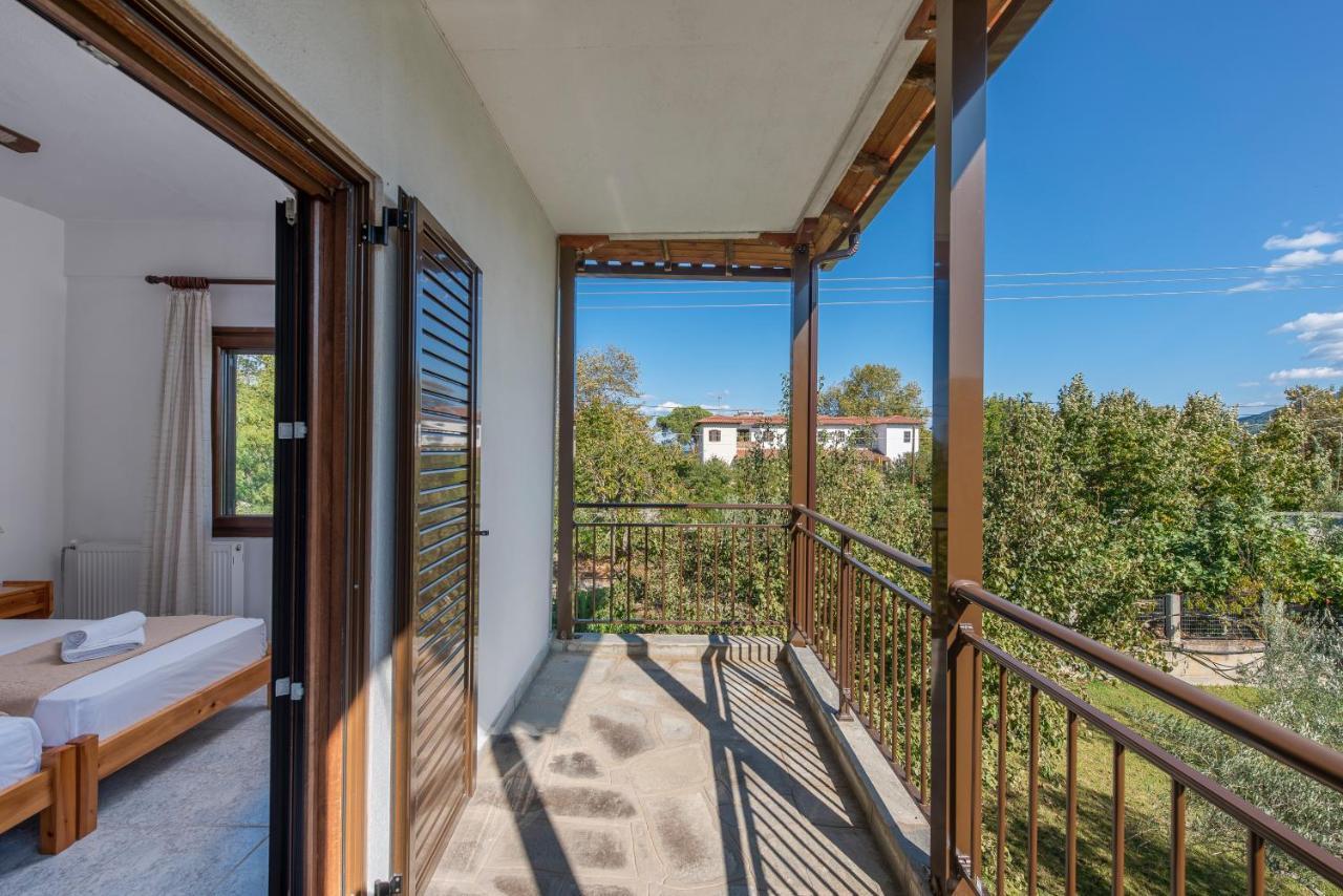 Blooming Memories Apartment Vourvourou Exterior foto